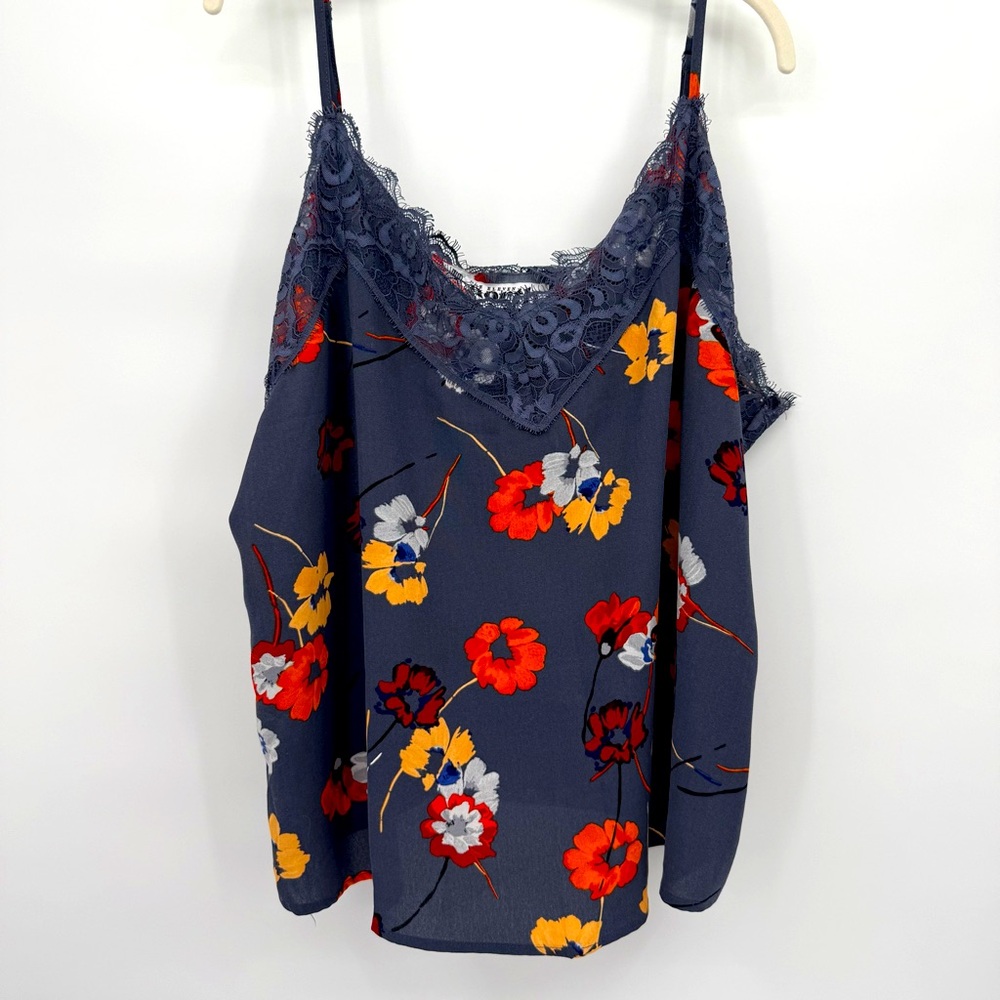 One Eleven North Women’s Cami Size 3XL Gray Floral Print‎ Lace Detail Feminine